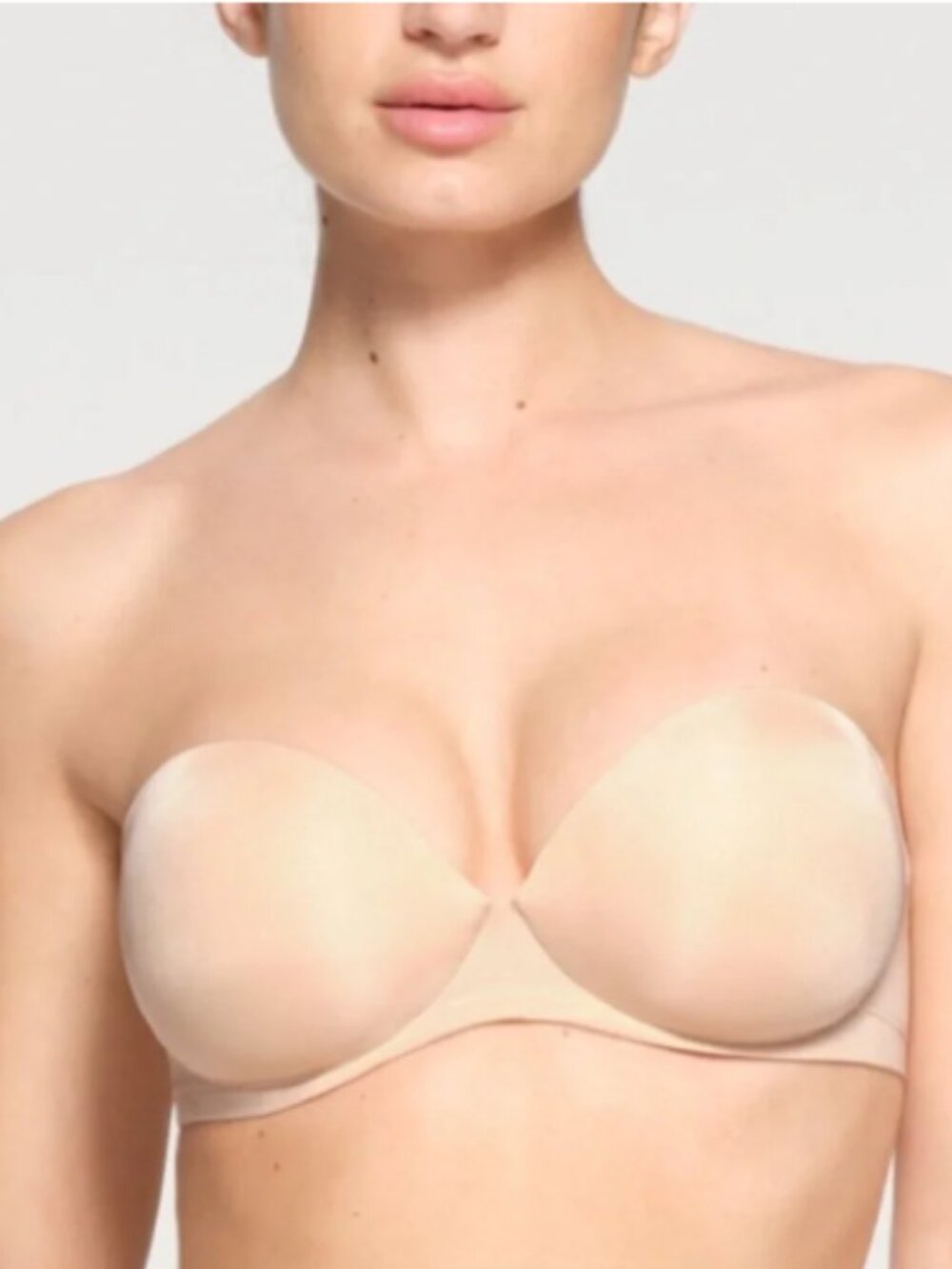 SKIMS Ultimate Collection Push Up Strapless Bra Womens 30B Sand NWT